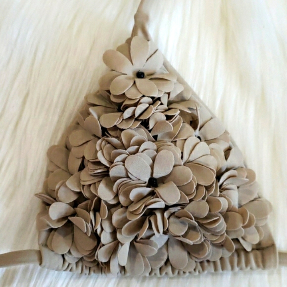 New Sexy 3D Flowers Brazilian Triangle Bikini Set - Picture 7 of 11